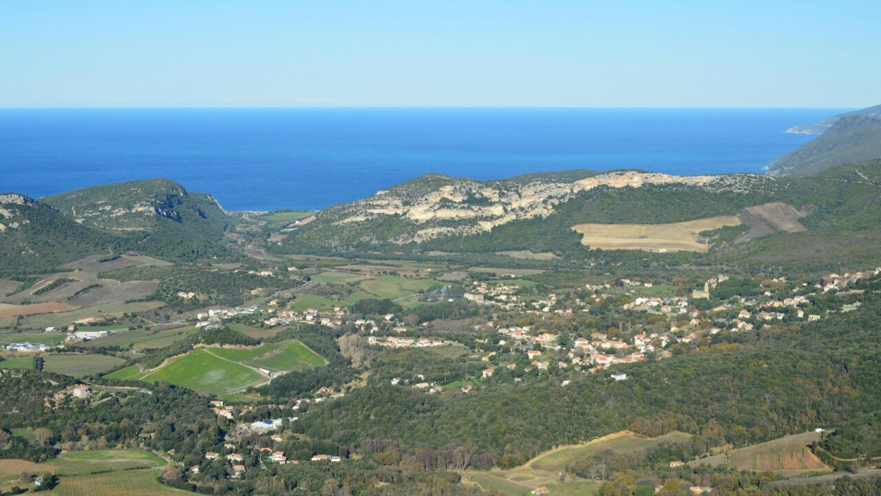 Girolata, la parenth&egrave;se entre maquis et mer